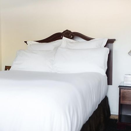 Cozy Mountain Motel Austin Εξωτερικό φωτογραφία